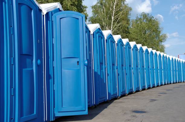 Portable Toilet Options We Offer in Moorhead, MS